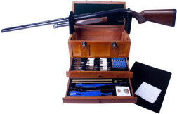 Набор для чистки DAC Gunmaster Deluxe, 63 предмета, в деревянном ящике