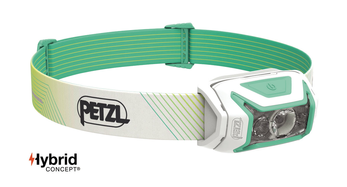 Фонарь налобный Petzl Actik Core 600лм, зеленый